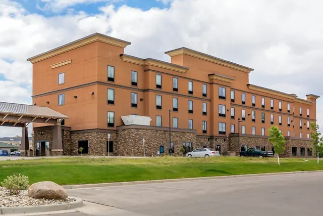 Photo 1 - Legend Hotel Minot
