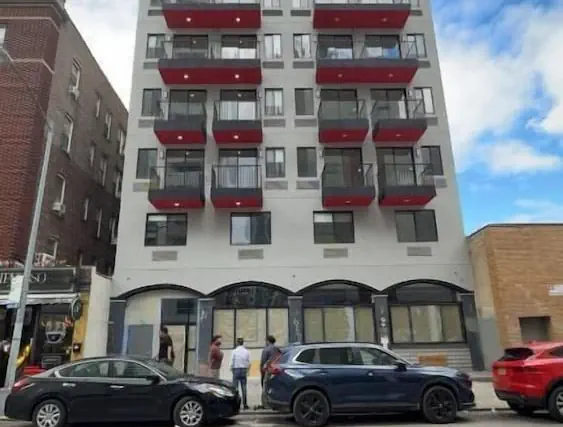 Photo 1 - Skylux Hotel Long Island City