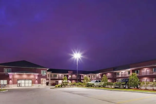 Photo 1 - Platinum Stay Inn & Suites