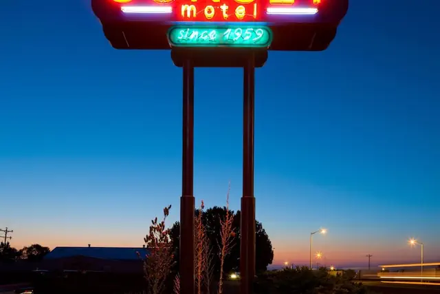 Photo 1 - Sunset Motel