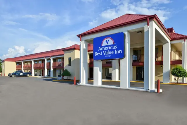 Photo 1 - Americas Best Value Inn Tupelo Barnes Crossing