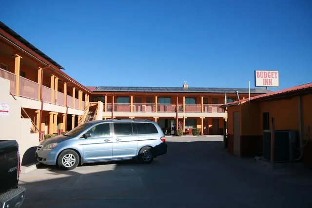 Photo 1 - Budget Inn