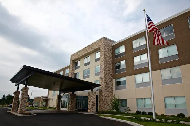 Photo 1 - Holiday Inn Express & Suites Oswego by IHG