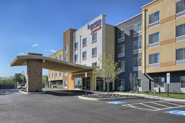 Photo 1 - Fairfield Inn & Suites by Marriott Philadelphia Horsham