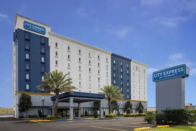 Photo 1 - City Express by Marriott New Orleans 1-10