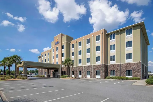 Photo 1 - Comfort Inn & Suites Valdosta I-75