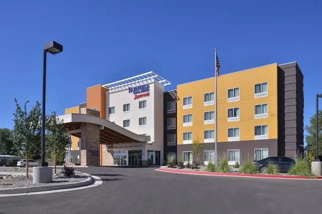 Photo 1 - Fairfield Inn & Suites by Marriott Farmington