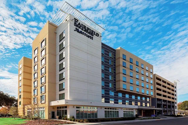 Photo 1 - Fairfield Inn & Suites by Marriott Savannah Midtown