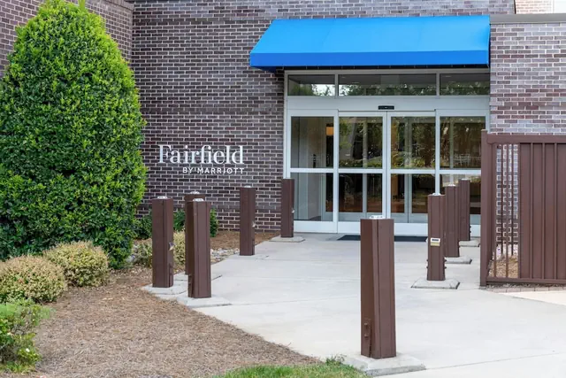 Photo 1 - Fairfield Inn and Suites by Marriott Charlotte Airport