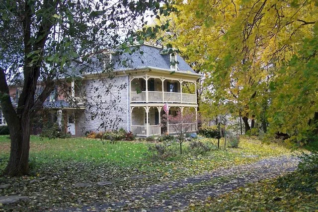 Photo 1 - Fallen Tree Farm Bed & Breakfast