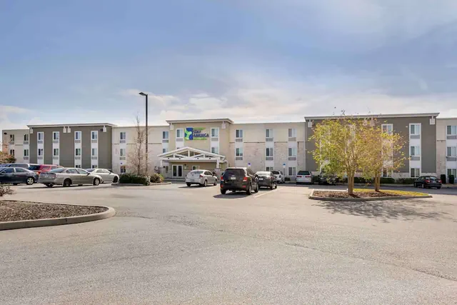 Photo 1 - Extended Stay America Select Suites - Orlando - Airport