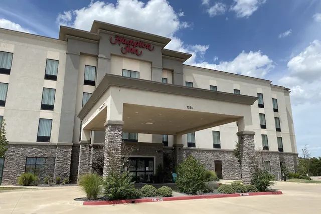 Photo 1 - Hampton Inn El Reno