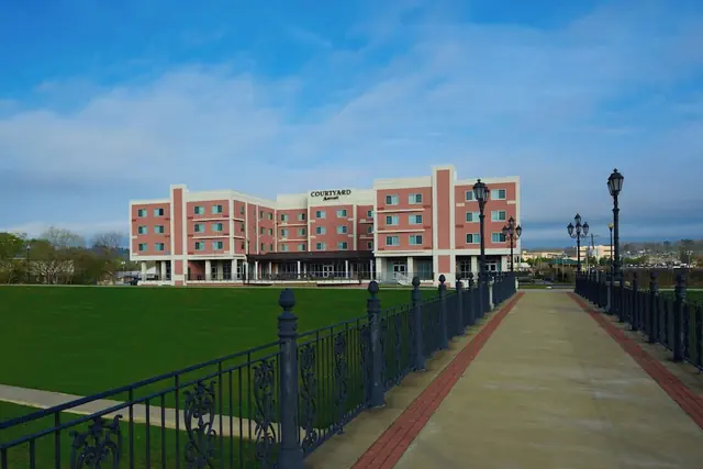 Photo 1 - Courtyard by Marriott Rome