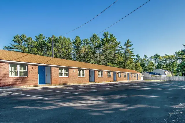 Photo 1 - Rodeway Inn Middleboro - Plymouth