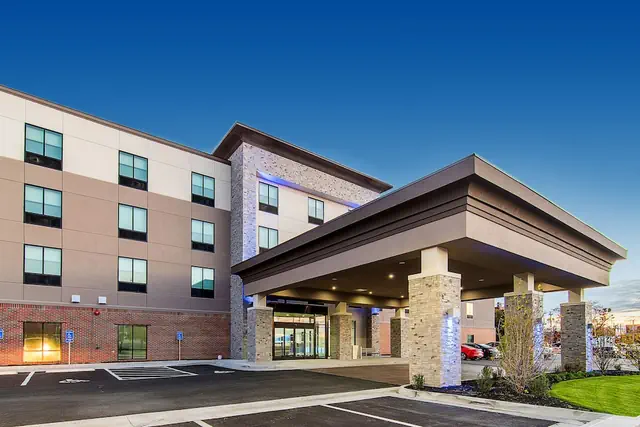 Photo 1 - Holiday Inn Express & Suites Atchison by IHG