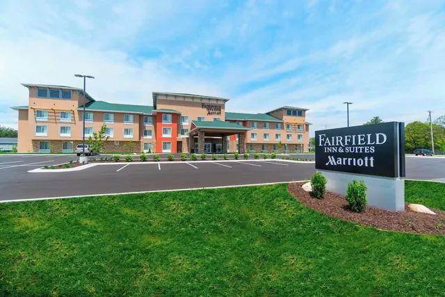 Photo 1 - Fairfield Inn & Suites by Marriott Gaylord