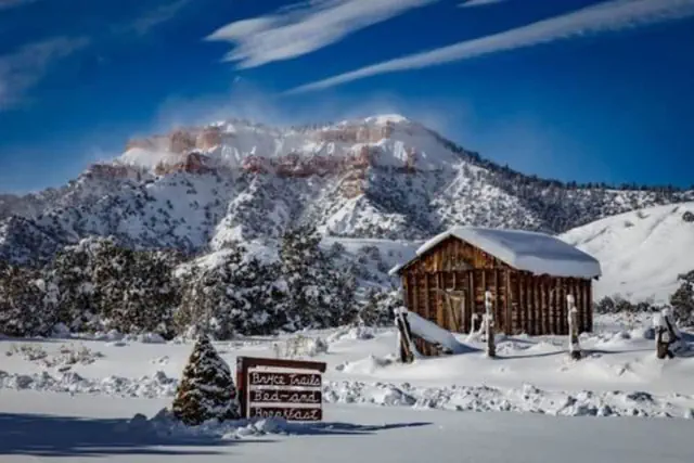 Photo 1 - Bryce Trails Bed and Breakfast