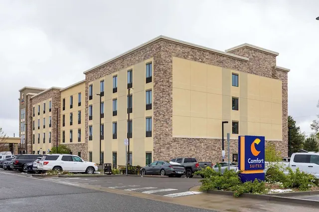 Photo 1 - Comfort Suites Denver near Anschutz Medical Campus