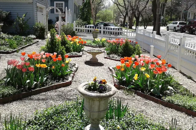 Photo 1 - Moore House Bed and Breakfast