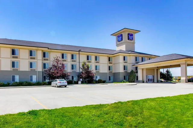 Photo 1 - Sleep Inn & Suites Evansville - Casper