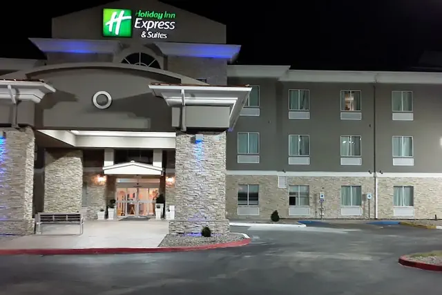 Photo 1 - Holiday Inn Express & Suites Woodward by IHG