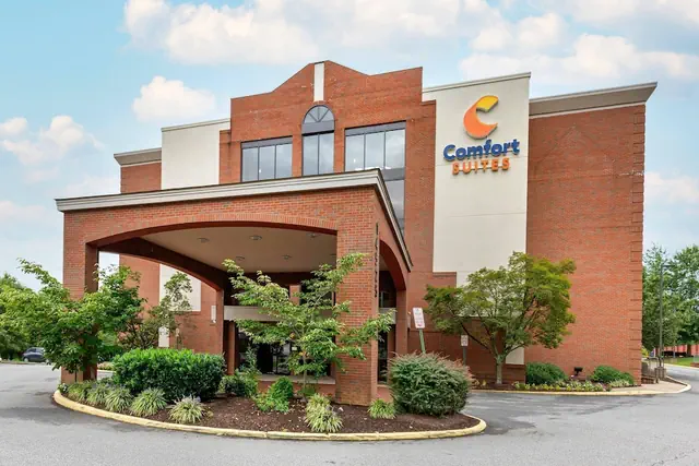 Photo 1 - Comfort Suites Near Potomac Mills