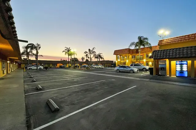 Photo 1 - Rodeo Lodge