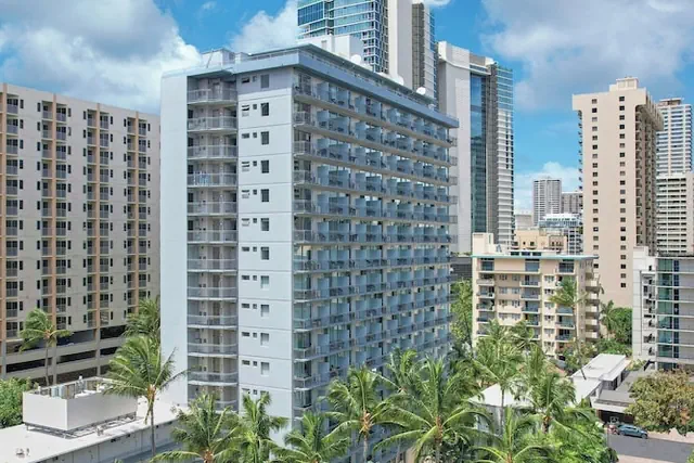 Photo 1 - Courtyard by Marriott Waikiki Beach