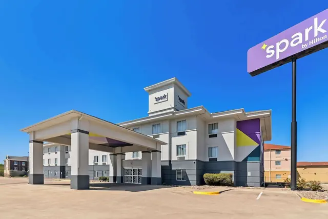 Photo 1 - Spark by Hilton Killeen