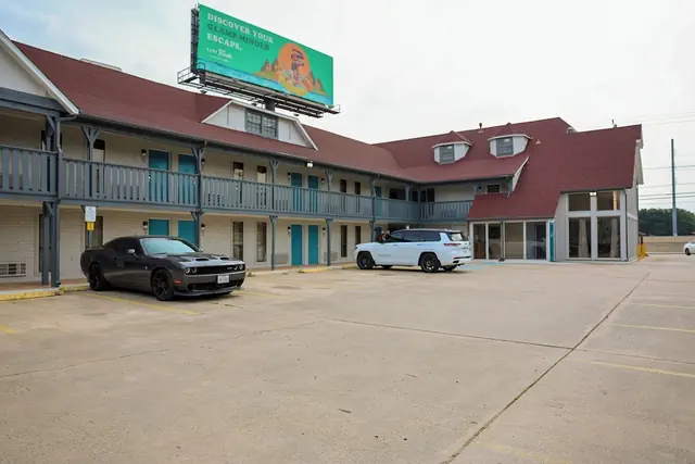 Photo 1 - Rittiman Inn And Suites