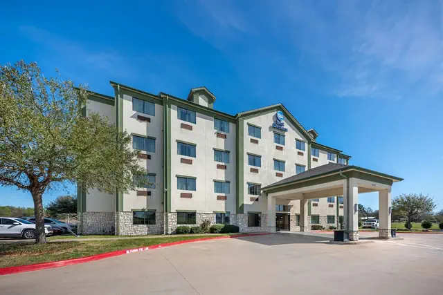 Photo 1 - Best Western La Grange Inn & Suites