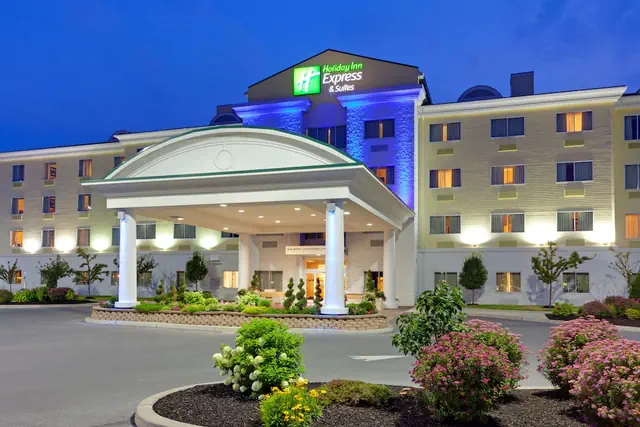 Photo 1 - Holiday Inn Express Hotel & Suites Watertown-Thousand Island by IHG