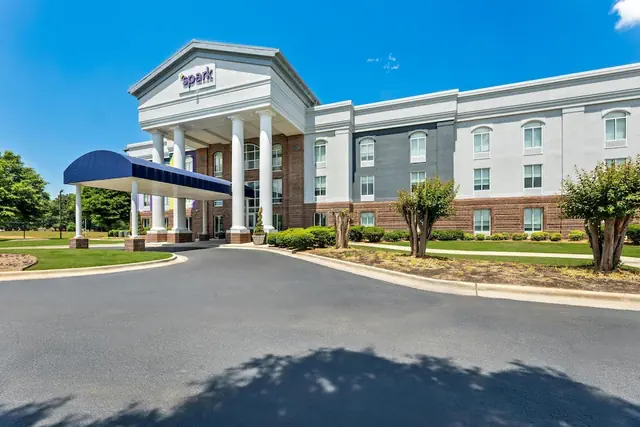 Photo 1 - Spark by Hilton Tuscumbia Muscle Shoals