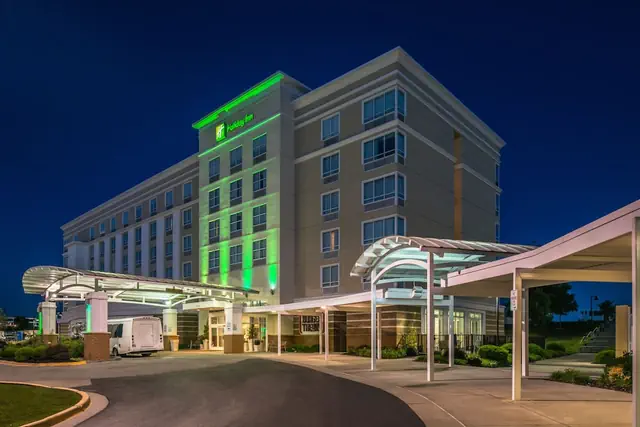 Photo 1 - Holiday Inn Kansas City Airport by IHG