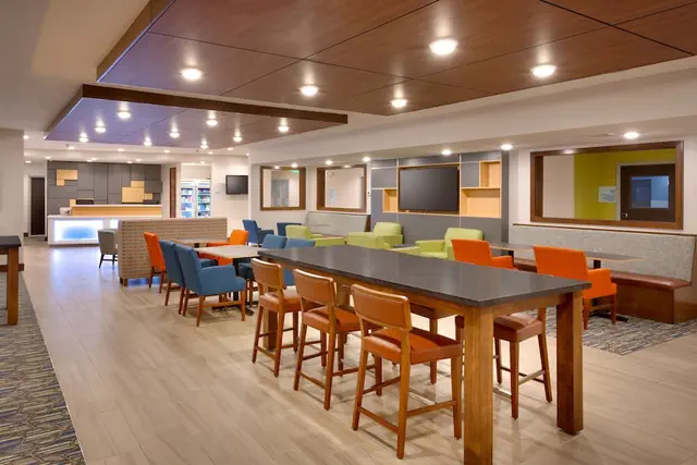 Photo 1 - Holiday Inn Express Hotel & Suites El Paso I-10 East by IHG