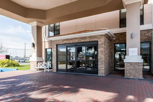 Photo 1 - Comfort Suites near NASA - Clear Lake