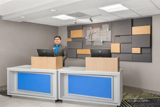 Photo 1 - Holiday Inn Express Hotel Sacramento Airport Natomas by IHG