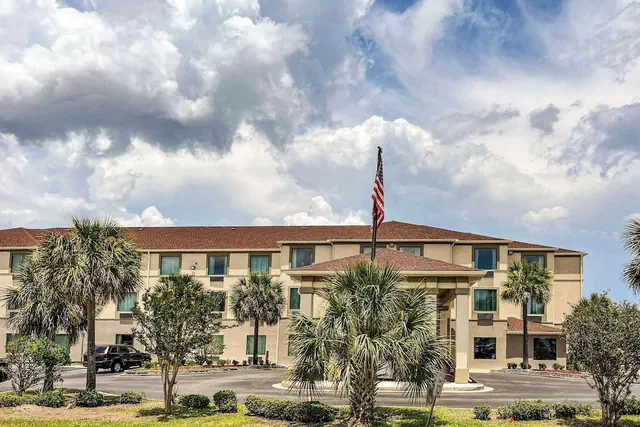Photo 1 - Comfort Inn & Suites Panama City North