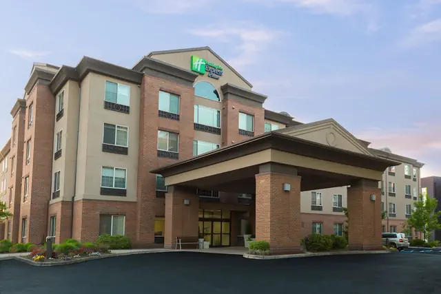 Photo 1 - Holiday Inn Express Hotel & Suites Eugene Downtown-University by IHG