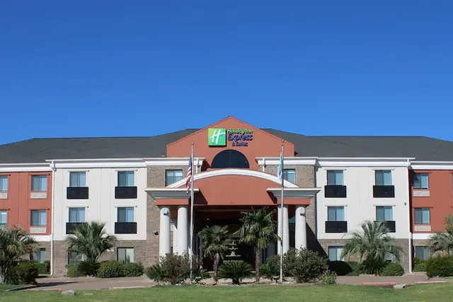 Photo 1 - Holiday Inn Express Hotel & Suites Fairfield - North by IHG