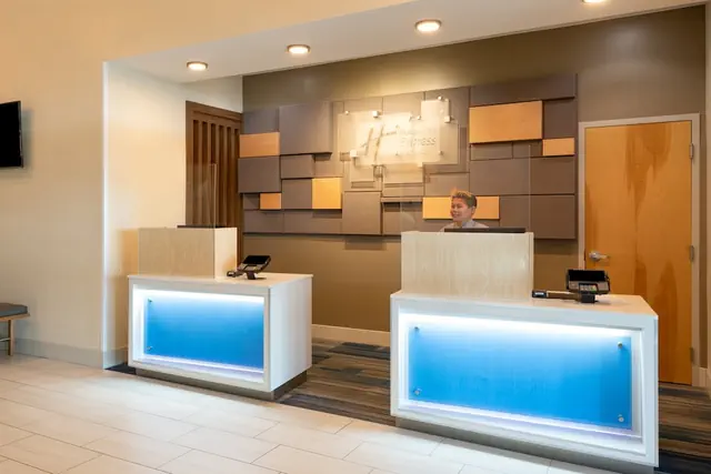 Photo 1 - Holiday Inn Express & Suites St. George North - Zion by IHG