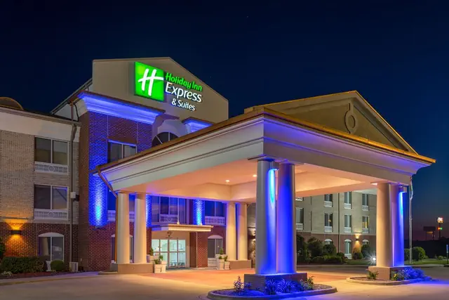 Photo 1 - Holiday Inn Express & Suites Vandalia by IHG
