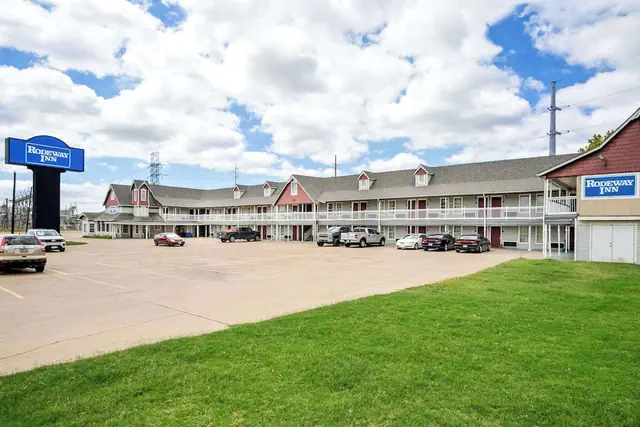 Photo 1 - Rodeway Inn Waco Downtown near University