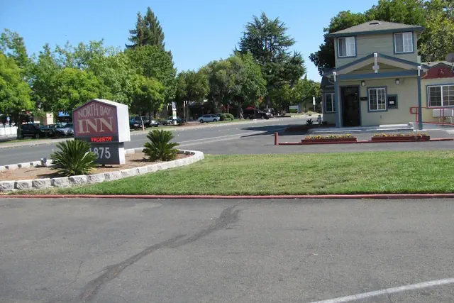 Photo 1 - North Bay Inn Santa Rosa