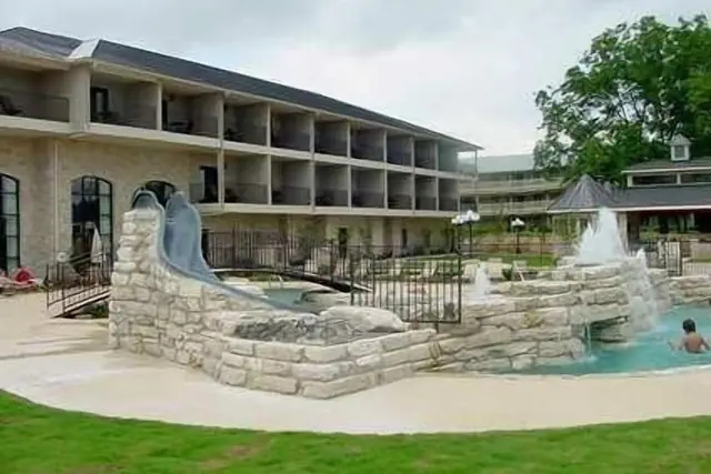 Photo 1 - Hampton Inn & Suites Fredericksburg