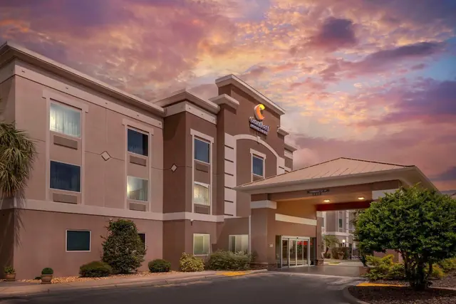 Photo 1 - Comfort Inn & Suites Wildwood - The Villages