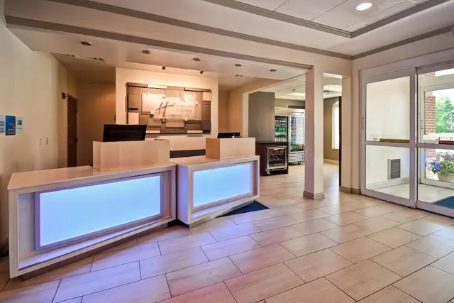 Photo 1 - Holiday Inn Express & Suites Schererville by IHG