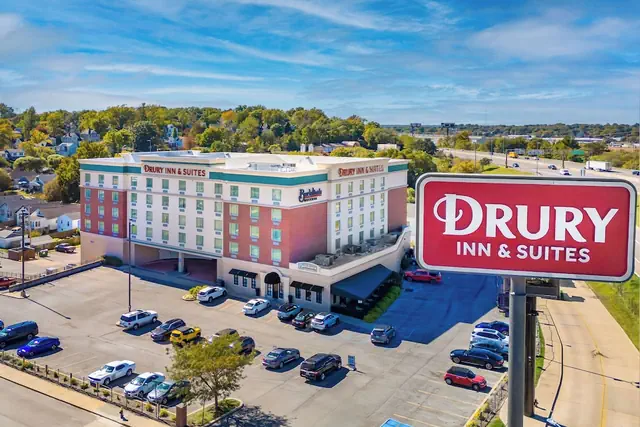 Photo 1 - Drury Inn & Suites St. Louis Forest Park