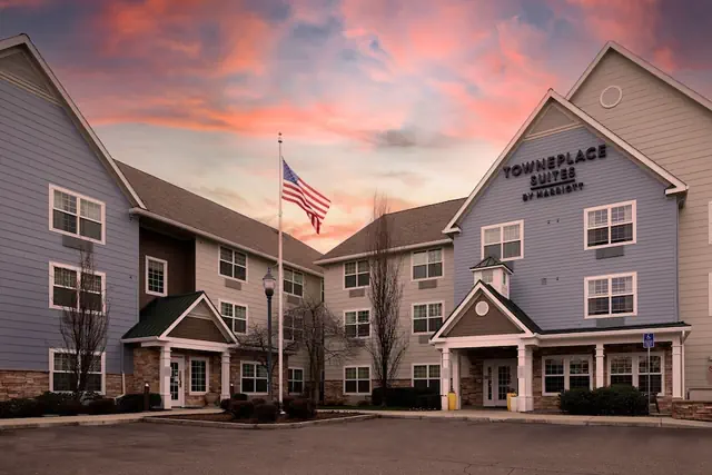 Photo 1 - TownePlace Suites by Marriott Medford