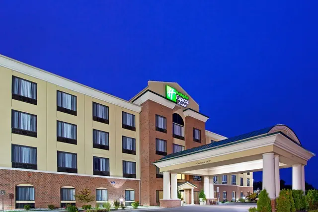 Photo 1 - Holiday Inn Express Hotel & Suites Detroit - Utica by IHG
